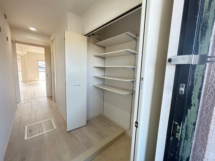 物件内観写真19　(靴箱)