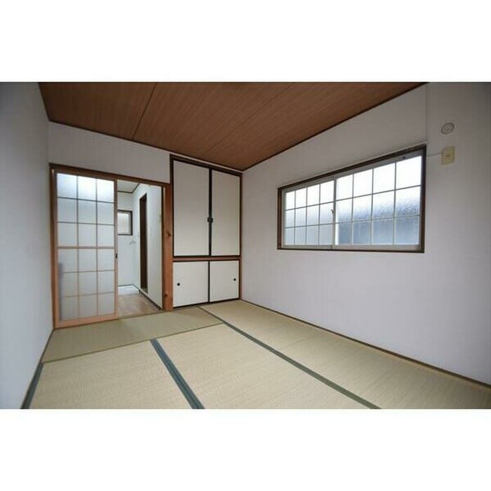 物件内観写真8　(居室)