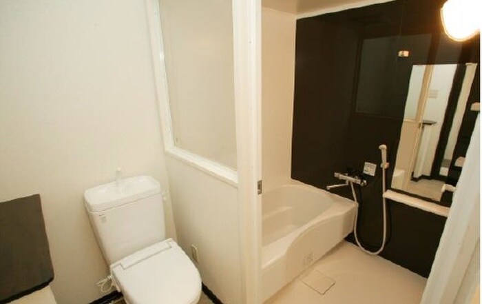 物件内観写真10　(バス／シャワールーム等)