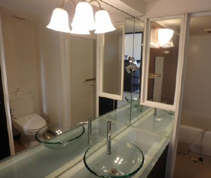 物件内観写真12　(洗面)