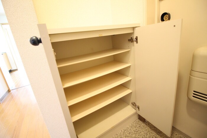 物件内観写真20　(靴箱)