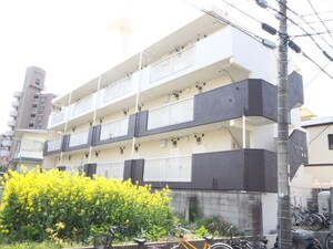 ビラ三秀植田外観写真