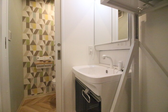 物件内観写真13　(洗面)