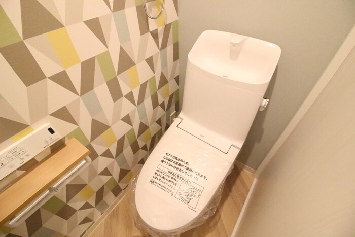 物件内観写真14　(トイレ)