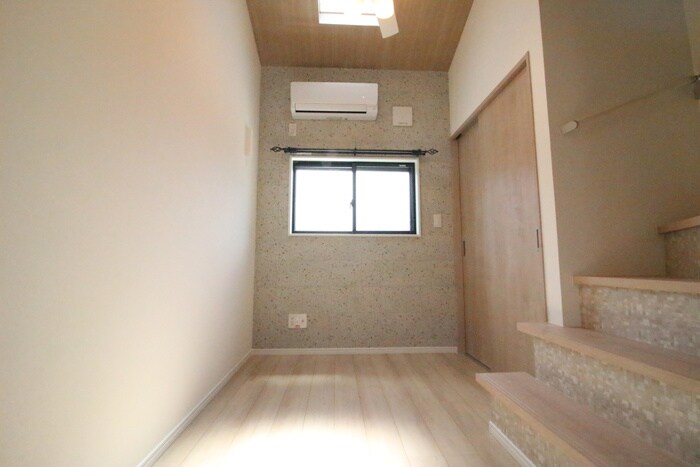 物件内観写真18　(居室)