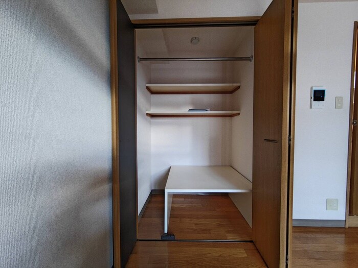 物件内観写真10　(収納)