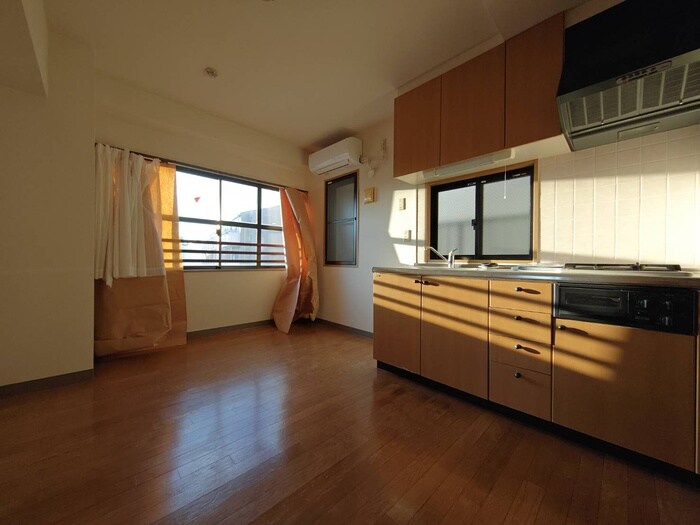 物件内観写真10　(居室)