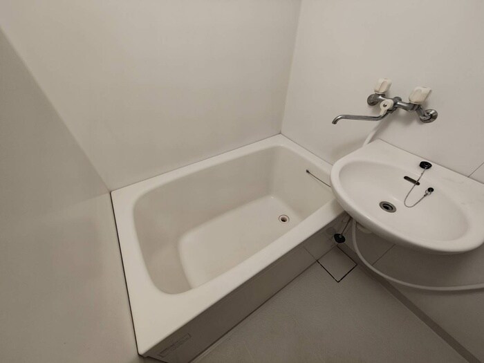 物件内観写真12　(バス／シャワールーム等)