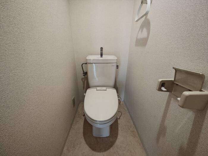 物件内観写真13　(トイレ)