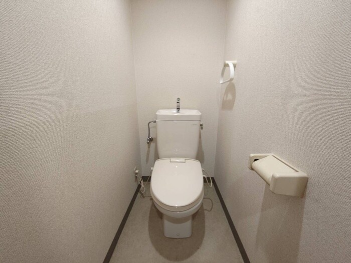 物件内観写真13　(トイレ)