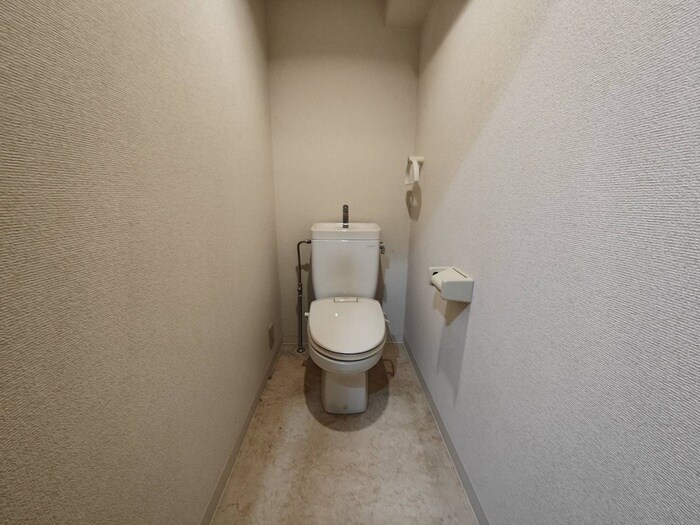 物件内観写真13　(トイレ)