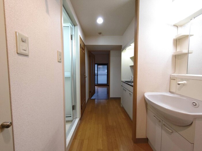 物件内観写真18　(廊下)