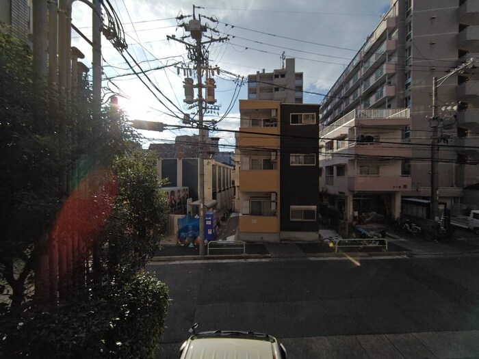 物件内観写真22　(室内からの展望)