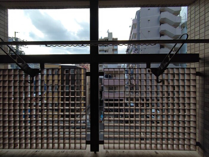 物件内観写真22　(室内からの展望)