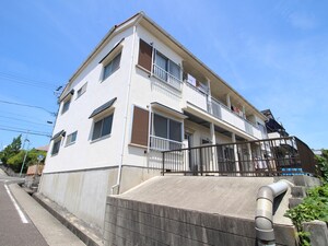 コ－ポ井戸田外観写真