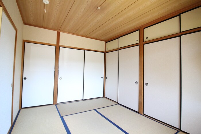 物件内観写真16　(居室)