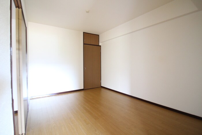 物件内観写真17　(居室)