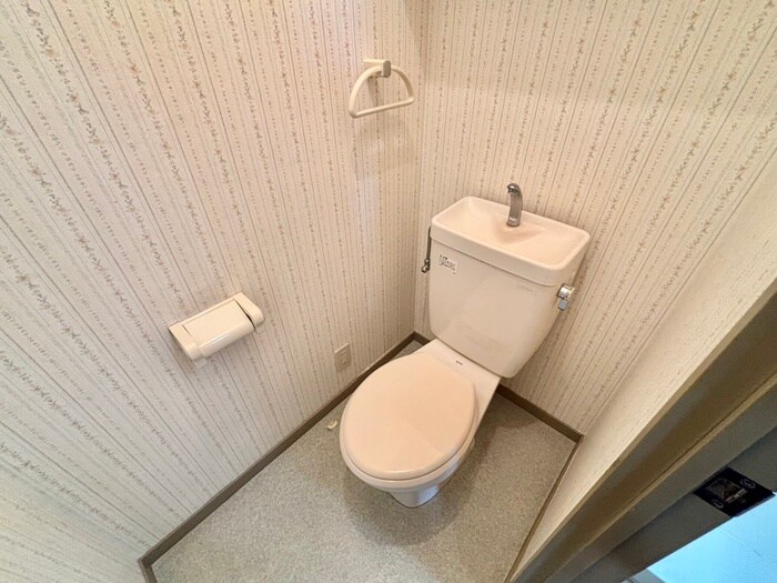 物件内観写真12　(トイレ)