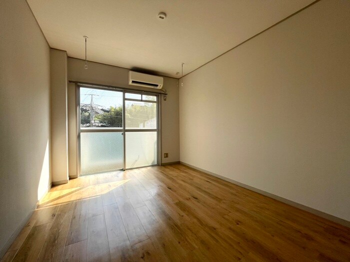 物件内観写真9　(居室)