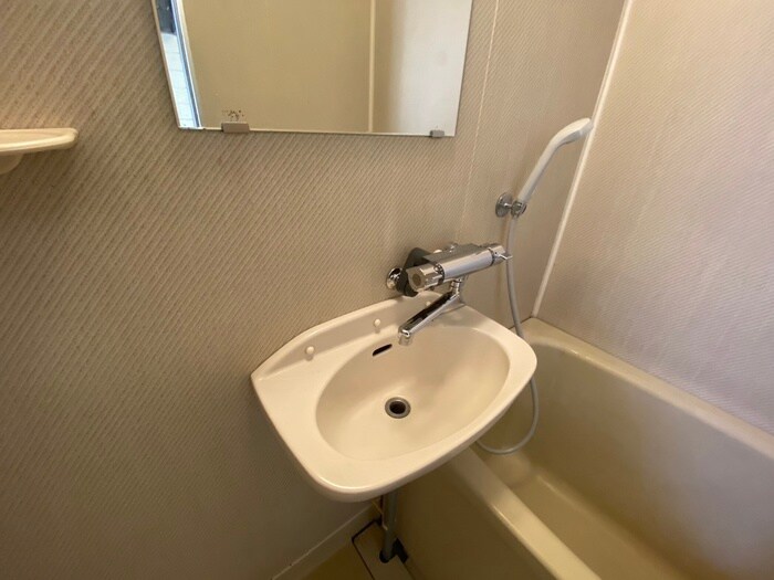 物件内観写真10　(洗面)