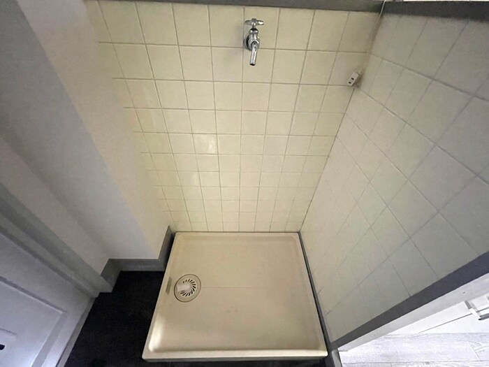 物件内観写真15　(洗濯機置場)