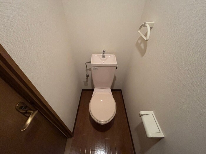 物件内観写真11　(トイレ)