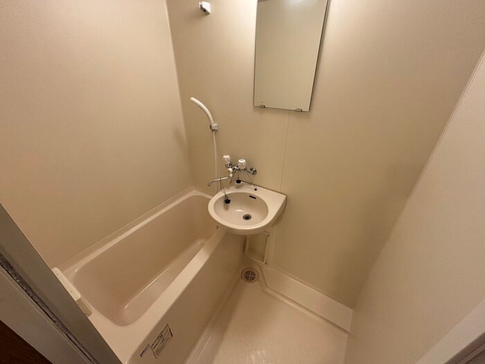 物件内観写真12　(バス／シャワールーム等)