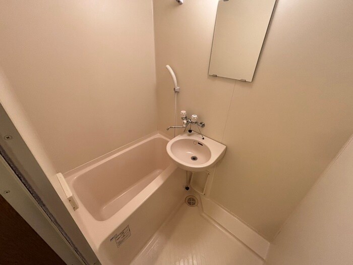 物件内観写真12　(バス／シャワールーム等)