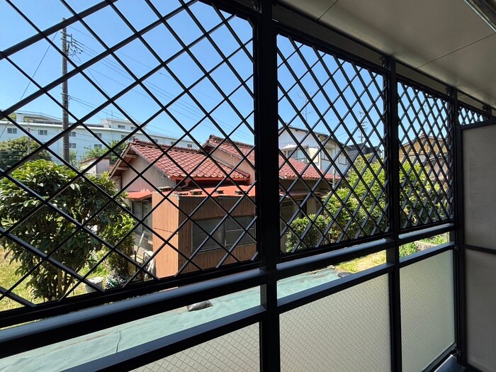 物件内観写真17　(室内からの展望)