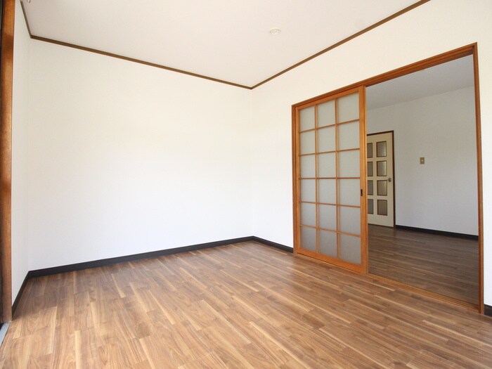 物件内観写真10　(居室)