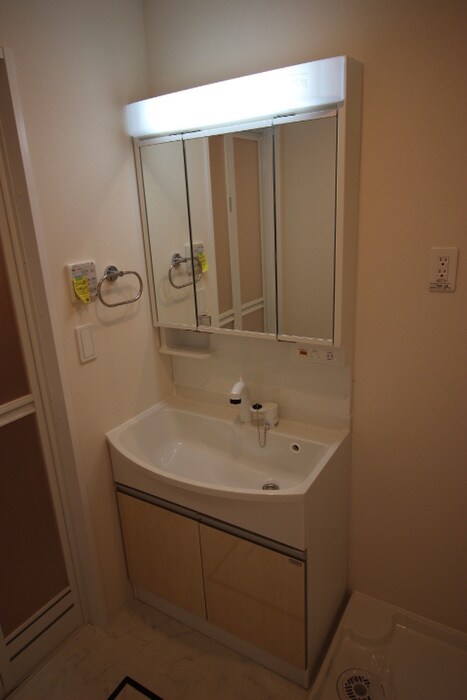 物件内観写真13　(洗面)