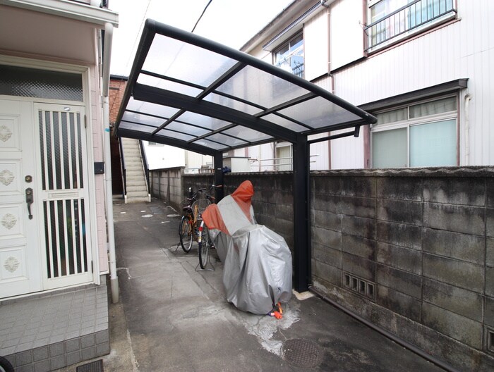 物件外観写真2　(駐輪場)