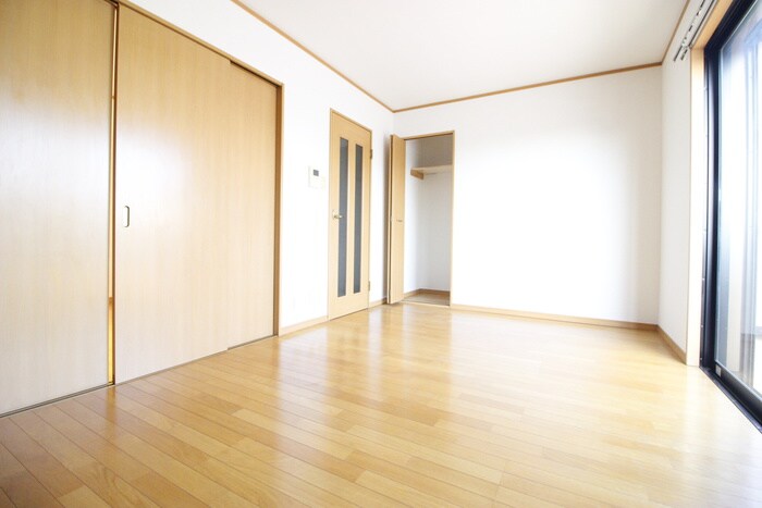 物件内観写真11　(居室)