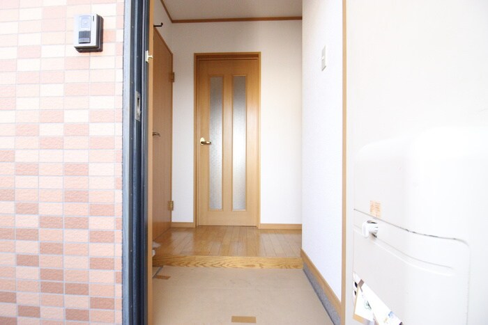 物件内観写真20　(玄関)