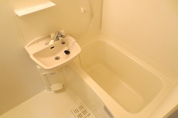 物件内観写真12　(バス／シャワールーム等)