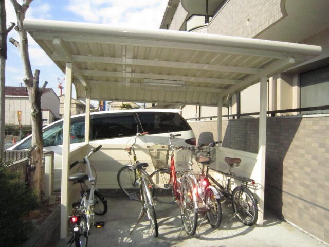 物件外観写真2　(駐輪場)