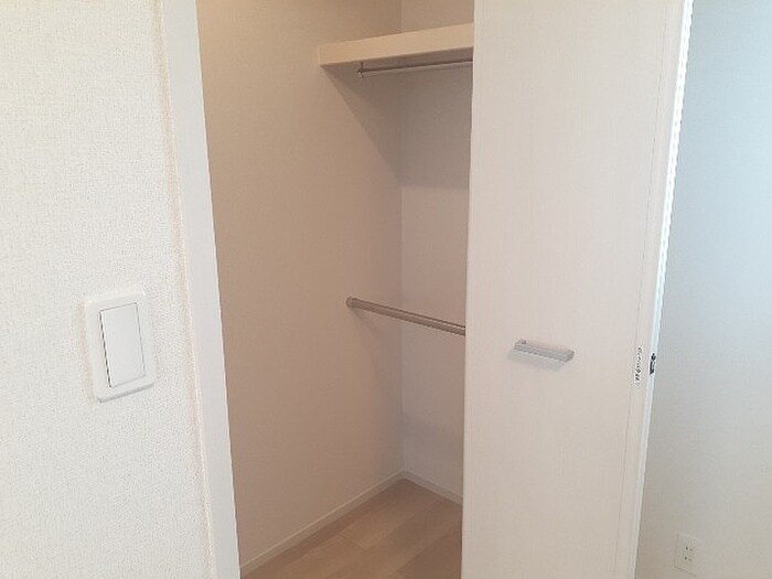 物件内観写真9　(収納)