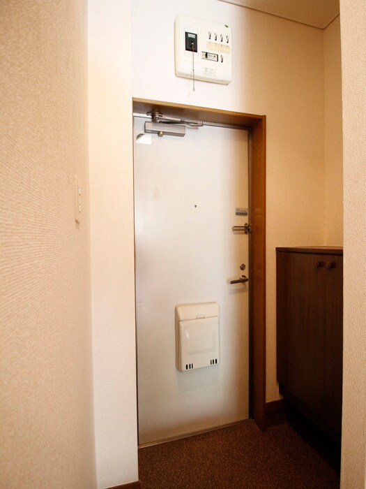 物件内観写真22　(玄関)