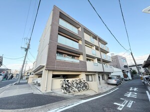 セルリア－ナ千種外観写真