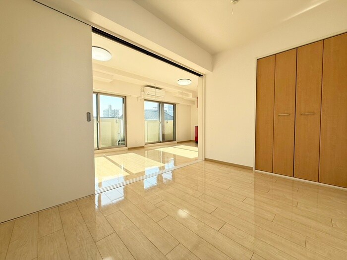 物件内観写真9　(居室)