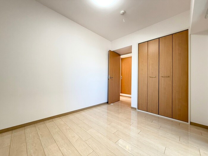 物件内観写真10　(居室)