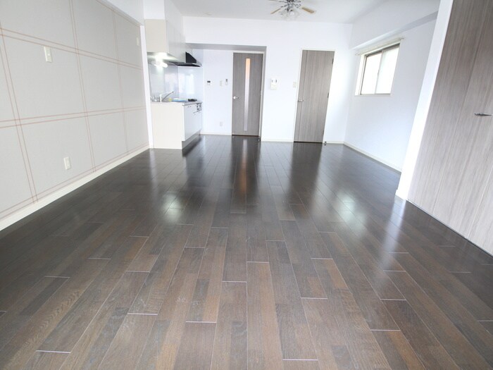 物件内観写真7　(居室)