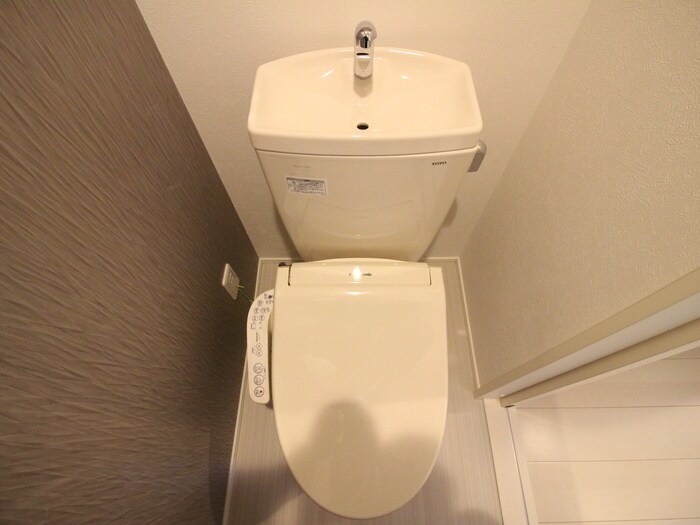 物件内観写真11　(トイレ)