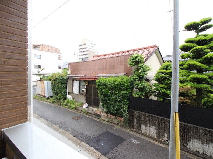 物件内観写真16　(室内からの展望)