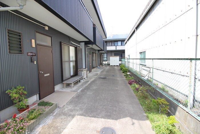 物件外観写真3　(外観写真)