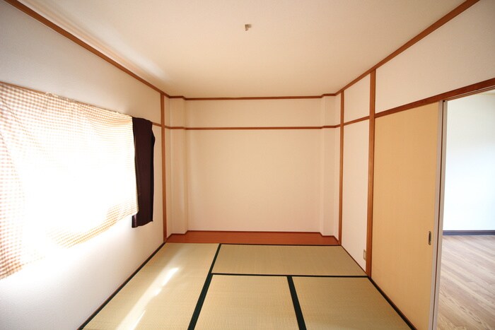 物件内観写真17　(居室)