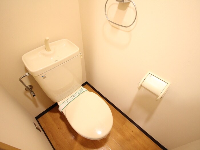 物件内観写真15　(トイレ)