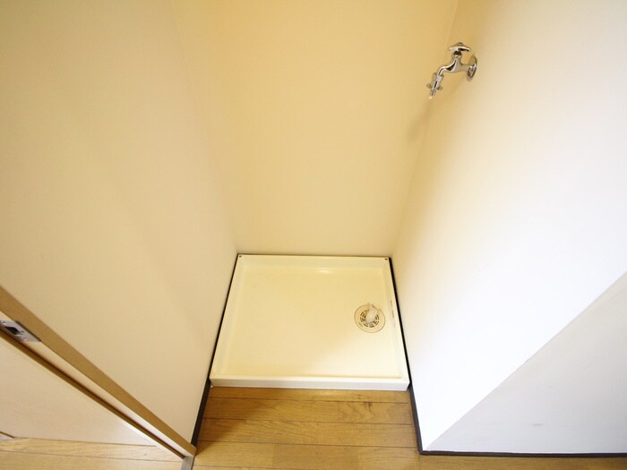 物件内観写真19　(洗濯機置場)