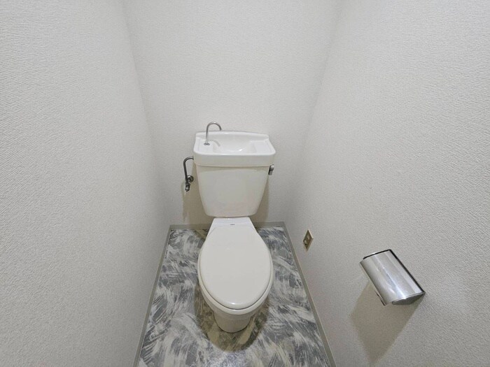 物件内観写真11　(トイレ)