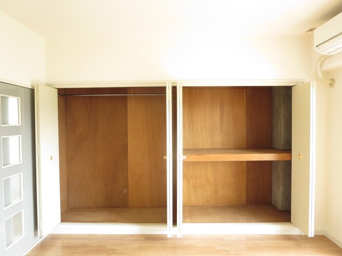 物件内観写真16　(収納)